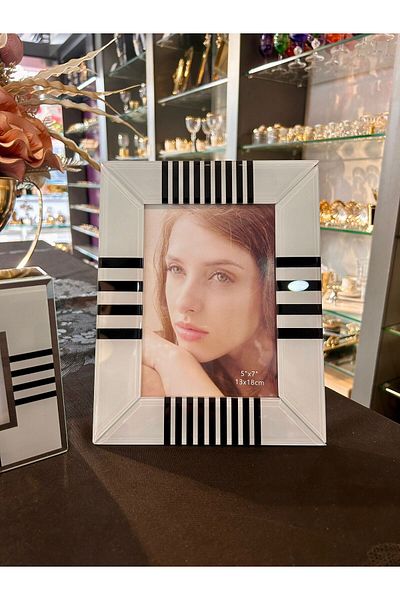 Santara AVANGARDE IMPORTED PRODUCT GLASS PHOTO FRAME