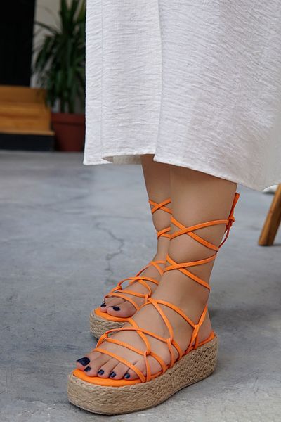 LAMİNTA Glad Orange Straw Detailed Laced Sandals