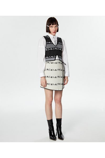 Twist Floral Jacquard Knitwear