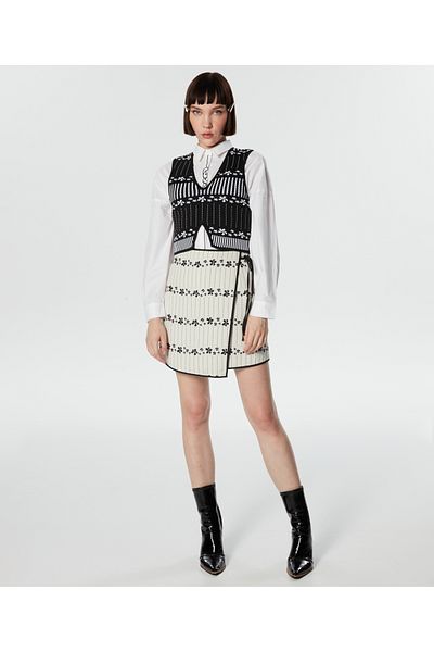 Twist Floral Jacquard Knitwear