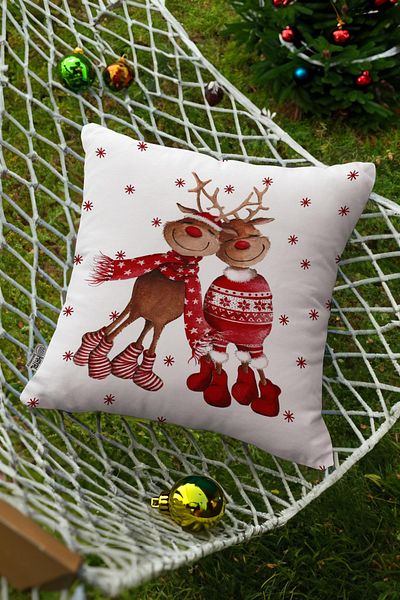 Hayal Dekoratif Christmas Deer Patterned Brown Digital Printed Decorative Pillow and Cushion Cover