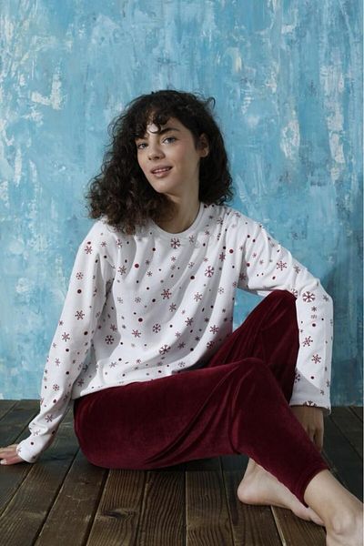bie's Burgundy White Snowflake Crew Neck Low Shoulder Interlock Cotton Top Velvet Bottom Pajama Tracksuit Set
