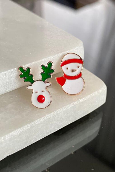 Jaida Moda أقراط صغيرة بمفهوم رأس السنة الجديدة مع شخصيات رجل الثلج والرنة