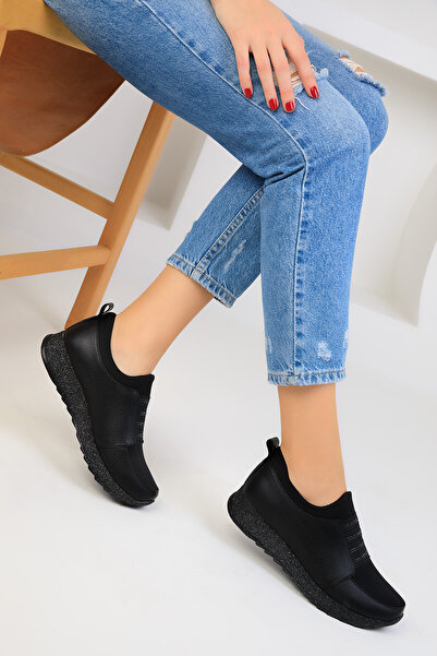 SOHO Black Women's Casual Shoes 18617