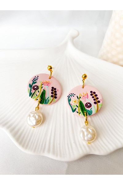 TREND Powder Pink Minimal Detailed Handmade Botanical Pearl Polymer Earrings