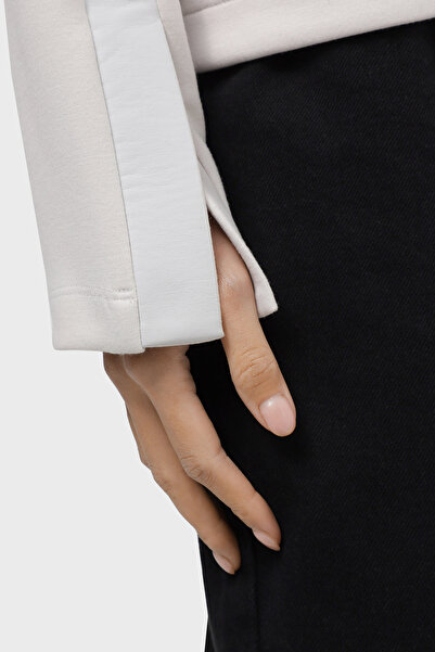 Emporio Armani Logo Hooded Zippered Relaxed Fit Jacket JACKET 6R2B7C 2JRKZ 0103