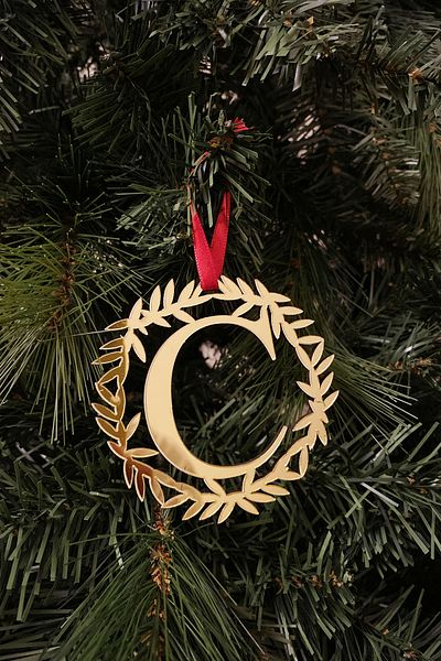 Exe Gold Wreath Plexi Letter Christmas Tree Ornament