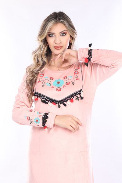 mervemoda فستان نسائي مخملي بتطريز وردي