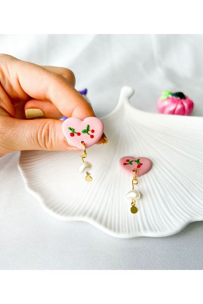 TREND Tiny Cherry Patterned Pink Heart Pearl and Gold Detailed Polymer Earrings