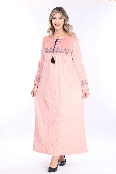 mervemoda Γυναικείο βελούδινο φόρεμα με κέντημα σε πούδρα