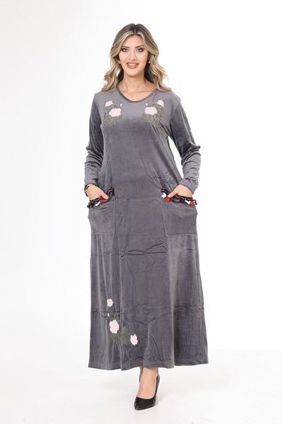 mervemoda Rochie lungă din catifea detaliată, cu decolteu gri, broderie