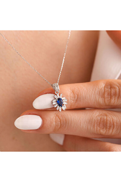 Sembol Gold Beyaz Altın Safir Kolye Baget Tasarım