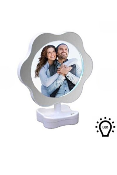 Led Işıklı Fotoğraf Çerçeveli Ayna