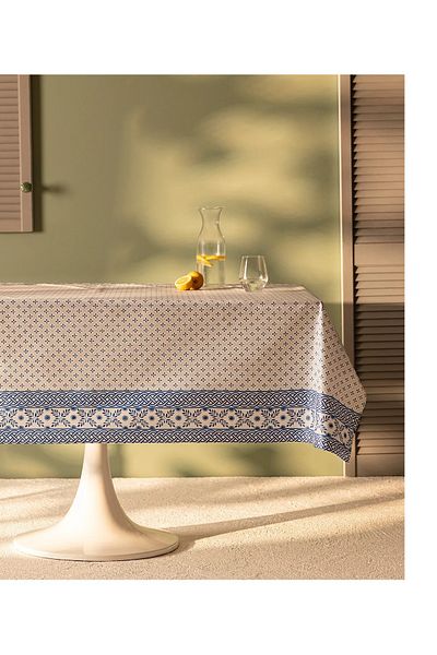 Home Față de masă PVC Madame Coco Agnes - Alb/Albastru - 140x200 cm