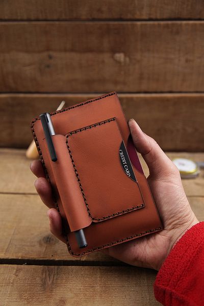 New Coast Leather 1900's Ръчно изработен унисекс портфейл за паспорт от естествена кожа