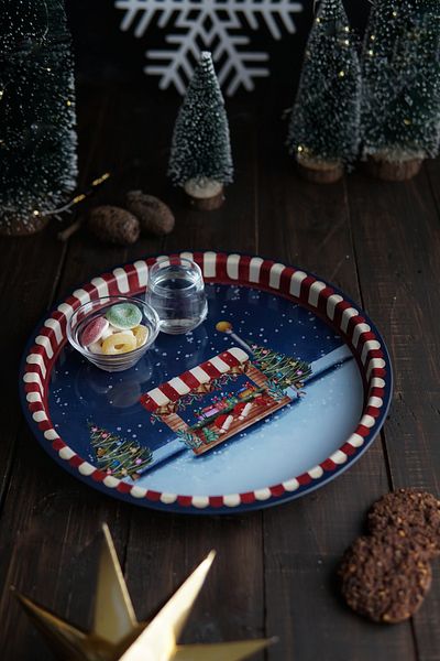 EVLE New Year Themed Metal Tray, 31.5 Cm Ee197-6r