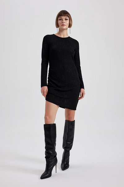 DeFacto Μίνι μακρυμάνικο φόρεμα Bodycon με στρογγυλή λαιμόκοψη, γυαλιστερό ύφασμα B6669ax23wn