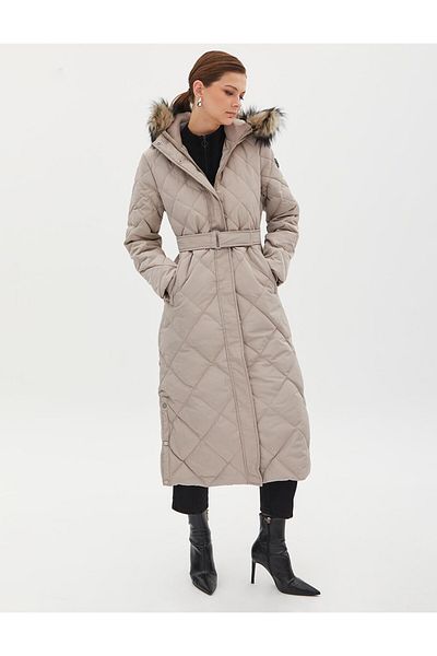 Kayra Diamond Patterned Faux Fur Goose Down Coat A23-27003
