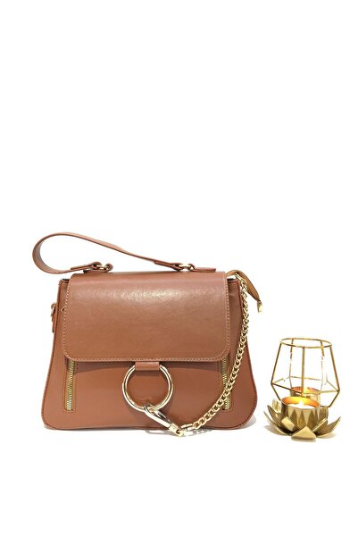 womenacs Tan Colored Women's Handbag with Chain Accessory and Shoulder Strap