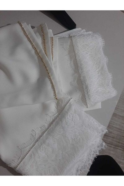 AGH Değerli Hediyeler Κοντό σάλι Lez Lace Luxury με λευκό ύφασμα κρεπ σιφόν κεντημένο στο χέρι