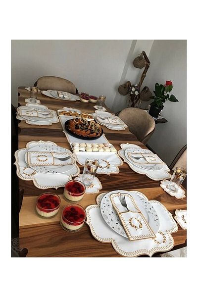 Bonny Home Başak Cream Gold 12 Ατόμων 37 τεμαχίων American Service and Runner Σετ Κεντημένο Δερμάτινο Σετ παρουσίασης τραπεζαρίας