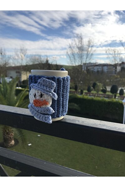 Miniminnak Yılbaşı temalı el örgüsü kardan adamlı kupa bardak
