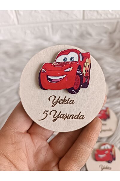 guluslazerkesim 20 ADET AHŞAP KIRMIZI ARABA DESENLİ DOĞUM GÜNÜ HEDİYELİK MAGNET