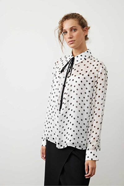 Roman Yakalı Puanlı Bluz Siyah-Beyaz K2413030_0856