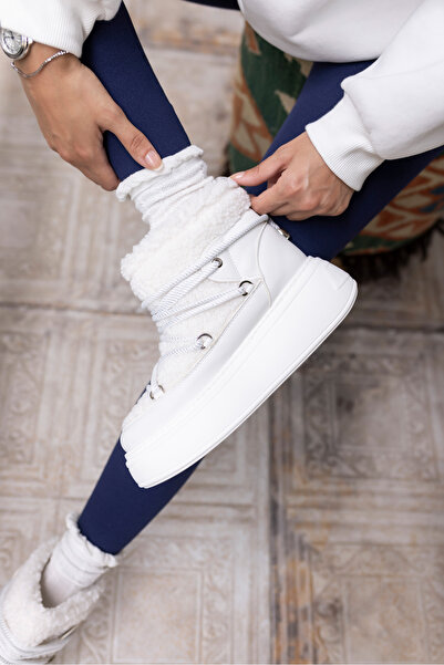 ANGELİNA JONES ΓΥΝΑΙΚΕΙΑ ΜΠΟΤΑΚΙΑ JAYCE ΛΕΥΚΗ TEDDY PLUS ΥΦΑΣΜΑ ΓΚΑΡΝΙ