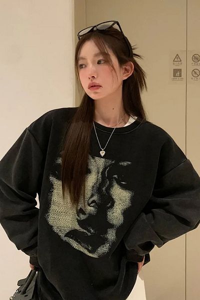 Köstebek Black Sandy Silhuette Face Unisex Long Sleeve T-Shirt