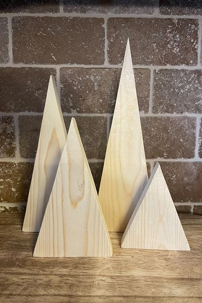 Alyones Christmas Trees - Set of 4 Wooden Trees and DIY Triangles