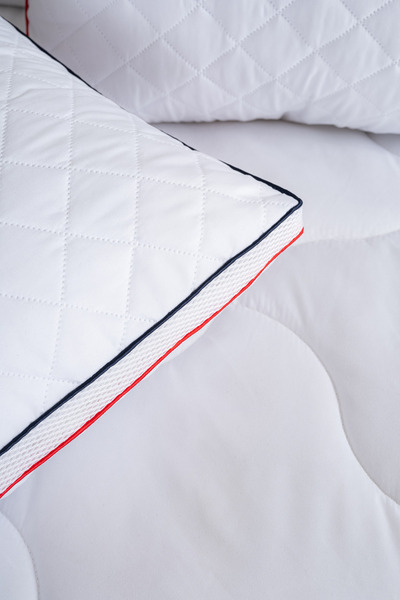 Bayev 2 bucati perna microfibra cu aer conditionat 50x70 cm 1.100 kg alba