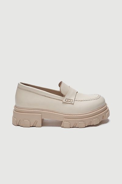 Perspective Tape Detailed Thick Sole Classic Beige Color Loafer Shoes