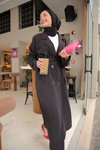 ESRA KEKÜLLÜOĞLU Siyah Astarlı Kap-Siyah