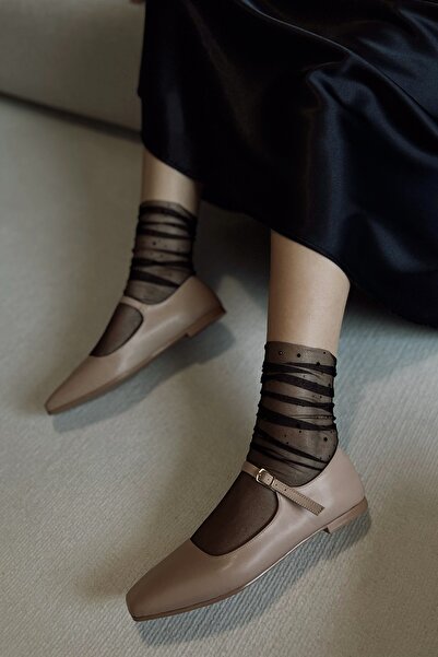 POLKA STORE Petite Nude Skin Matte Leather Closed Back Single Strap Square Toe Helmet Women's Ballerina Shoes Mary Jane