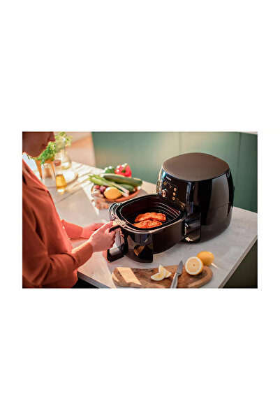 Philips Premium Tasarım XXL 7,3LT NutriU uygulamamıza özel erişim 2225W Airfryer yağsız Fritöz