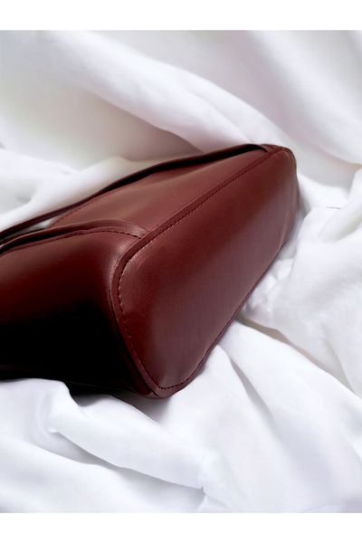 Katusa Women's burgundy clutch shoulder bag