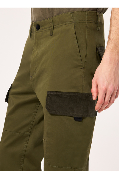 Oakley Yeşil Erkek Outdoor Pantolonu FOA404783 ROAM COMMUTER CARGO PANTS