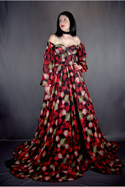 Lady Lydian Siyah Üzerine Kırmızı Çiçek Detaylı Sırtı Bağcıklı İpek Şifon Nışanlık, Abiye Elbise