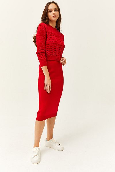 Olalook Rotes Strickkleid mit dünnen Trägern für Damen, durchbrochener Pulloveranzug TKM-19000241