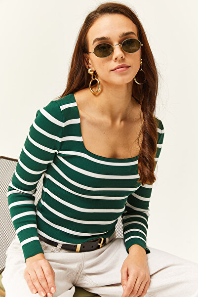 Olalook Dámská proužkovaná smaragdově zelená čtvercový límec Crop základní pletená halenka BLZ-19001114