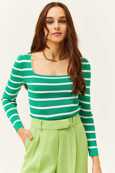 Olalook Γυναικεία ριγέ γρασίδι πράσινο τετράγωνο γιακά Crop Basic πλεκτά μπλούζα BLZ-19001114