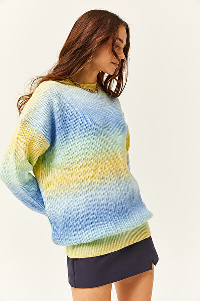 Olalook Women's Blue Batik Soft Textured Knitwear Sweater KZK-19000687