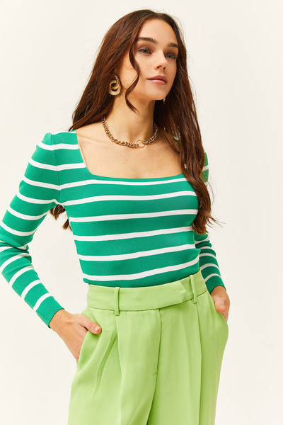 Olalook Γυναικεία ριγέ γρασίδι πράσινο τετράγωνο γιακά Crop Basic πλεκτά μπλούζα BLZ-19001114