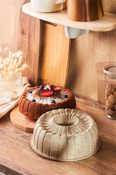 Emsan Verse Cake Mold Ecru