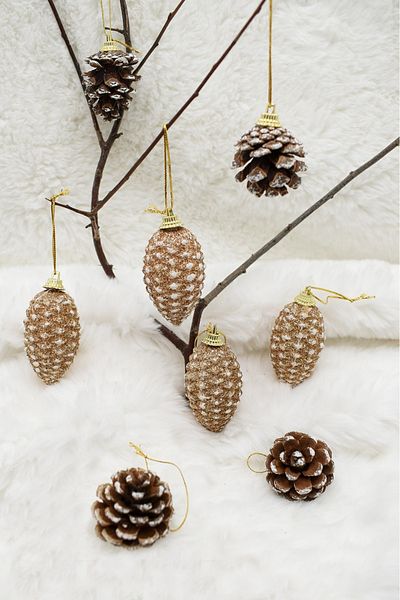 Waldern Pachet Conuri de Aur Ornament pentru Pom de Pin de Anul Nou 7cm