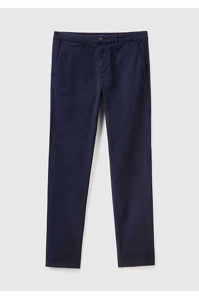 United Colors of Benetton Pantaloni chino pentru bărbați, albastru bleumarin, slim fit