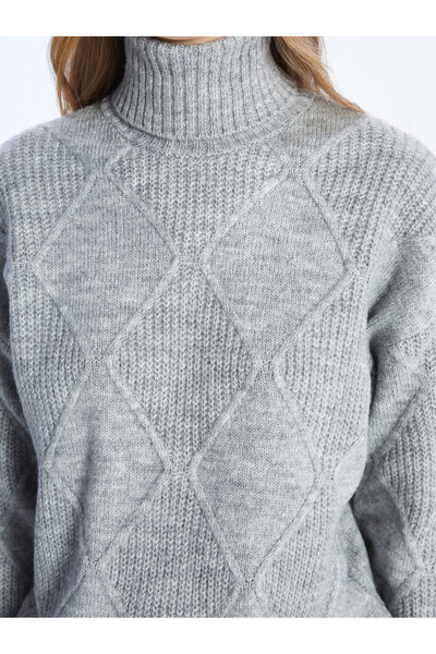 LC Waikiki Garatlan nyakú, sajátmintás hosszú ujjú női kötött pulóver