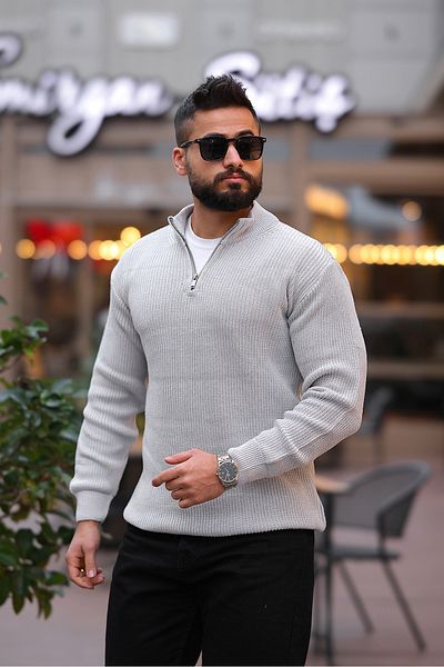 BASEL.CO Thick Knit Zipper Sweater