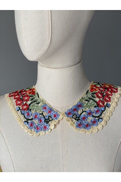 Hayalet kumaş Iki Parçadan Oluşan Nakışlı Yaka